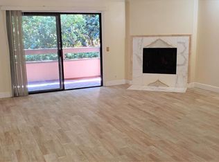 8840 Villa La Jolla Dr UNIT 113, La Jolla, CA 92037