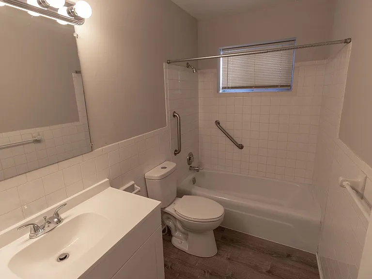 2916 Leeway Dr #D — Photo 14