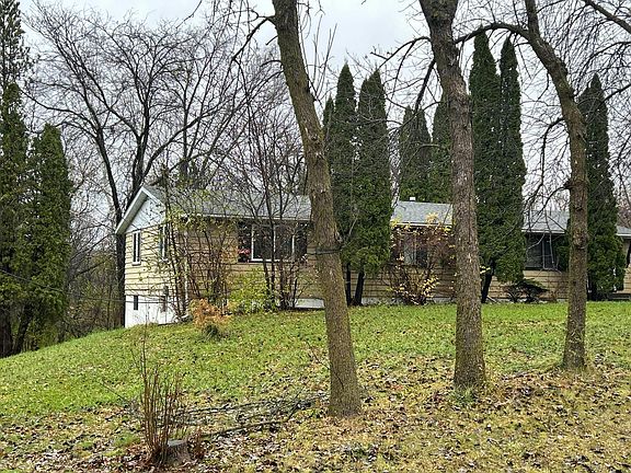 3rd image of 3544 Halsey Ave SE