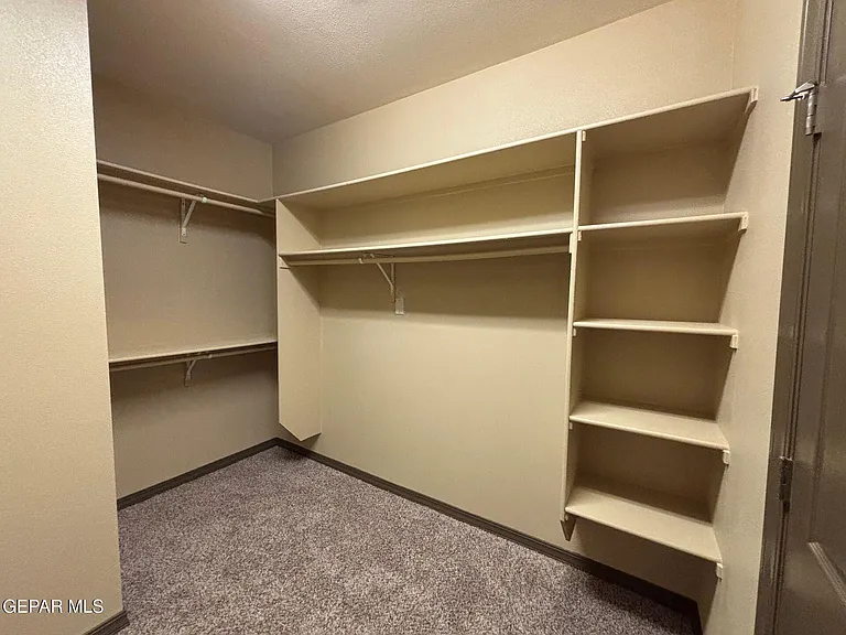 5724 Valley Lilac Ln — Photo 24
