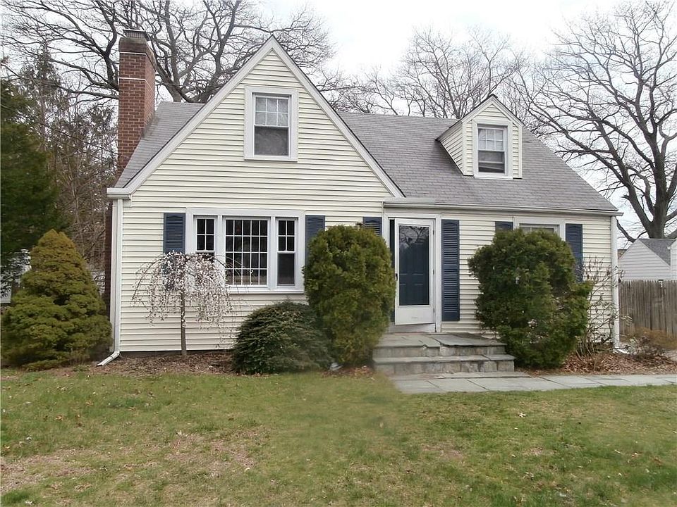 205 Beaumont St Fairfield CT 06824 Zillow