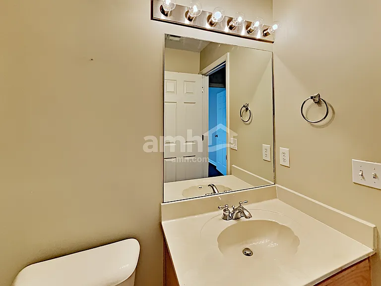 7409 Campton Rd — Photo 16