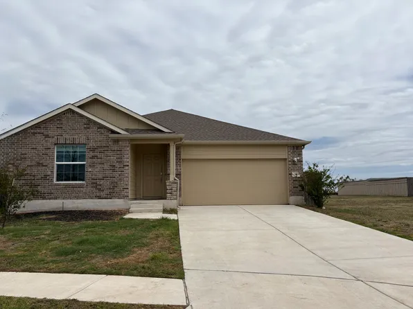 101 Esparza Dr, Bastrop, TX 78602