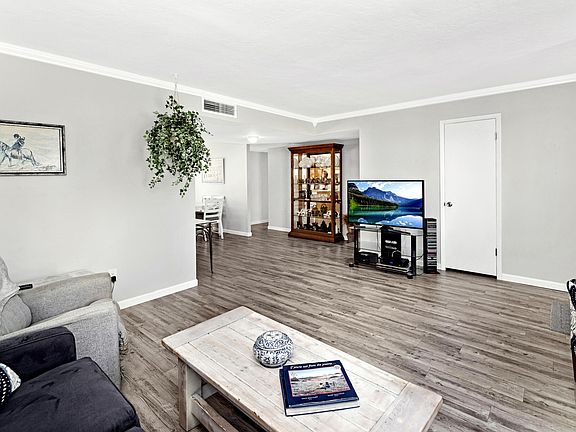 5th image of 5916 N 83RD Street