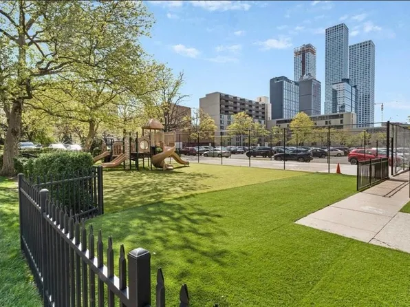 10 Huron Avenue image 28 of 33