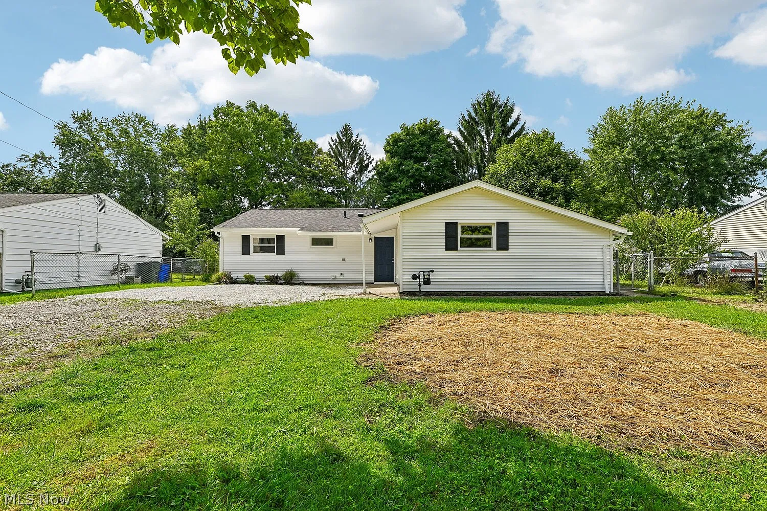 4 bed, 1.5 bath, 1549 sqft, $2,300 — Photo 1