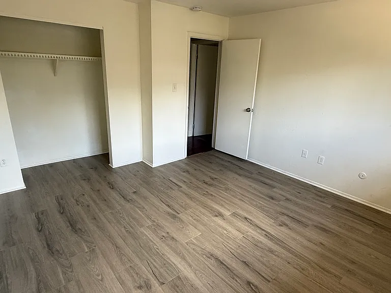 2575 S Sheridan Blvd #18 — Photo 8