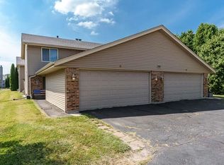 7488 Colosseum Dr #11, Rockford, IL 61107