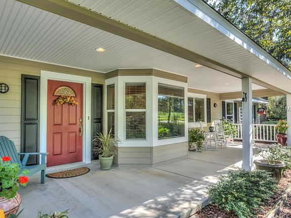 3rd image of 25807 Troon Ave