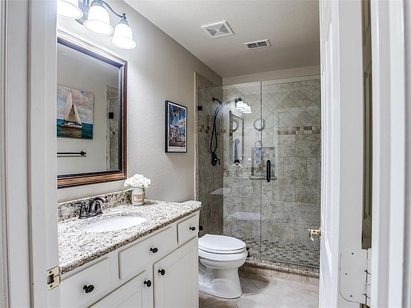 3rd image of 429 Black Diamond Ct