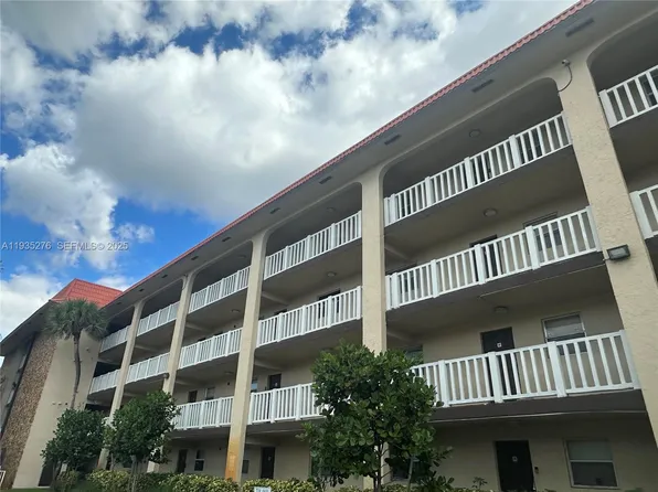 1700 NW 58th Ter APT 2B, Fort Lauderdale, FL 33313