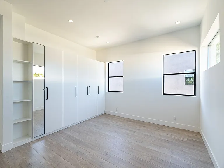 1805-1807 S Longwood Ave #1809 — Photo 18