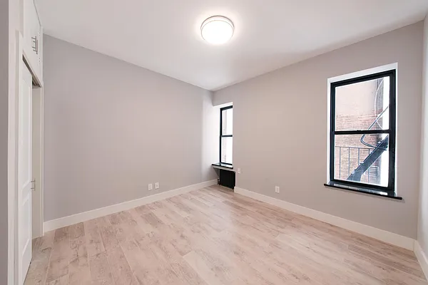 Rented by REAL New York | media 10