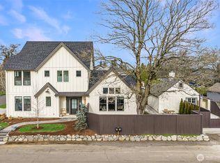 800 E 37th St, Vancouver, WA