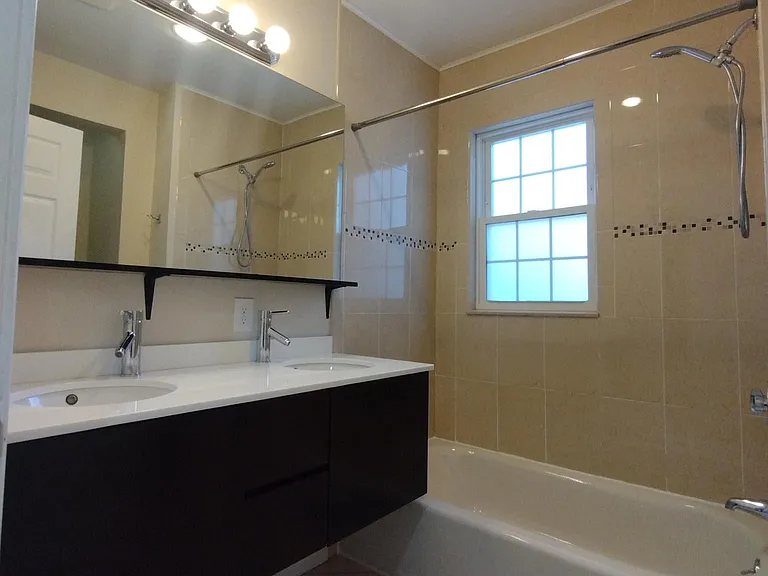 62 Washington St — Photo 10