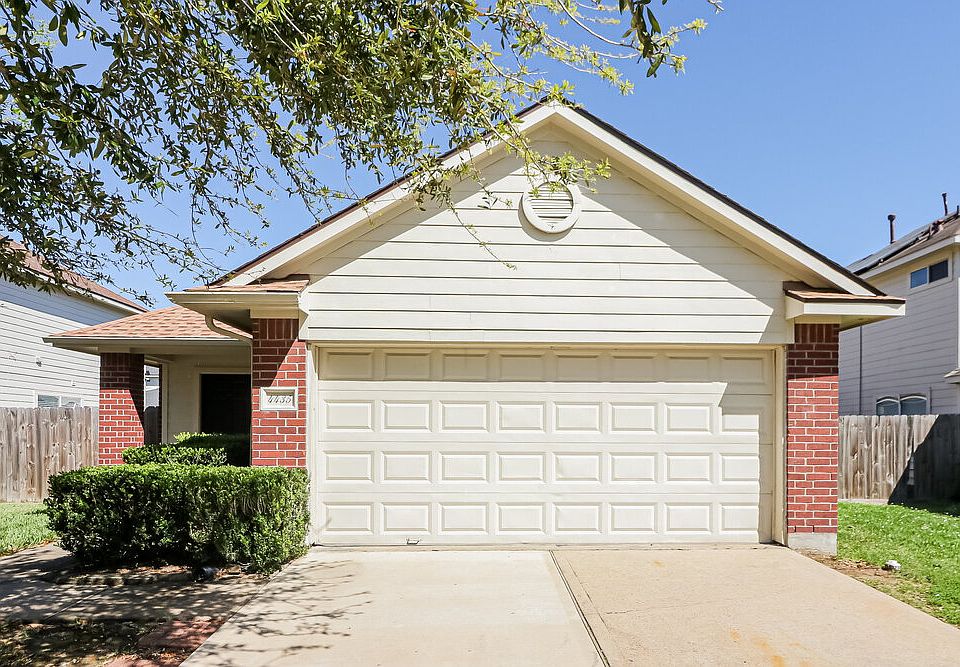 1st image of 4435 Plumeria Ave