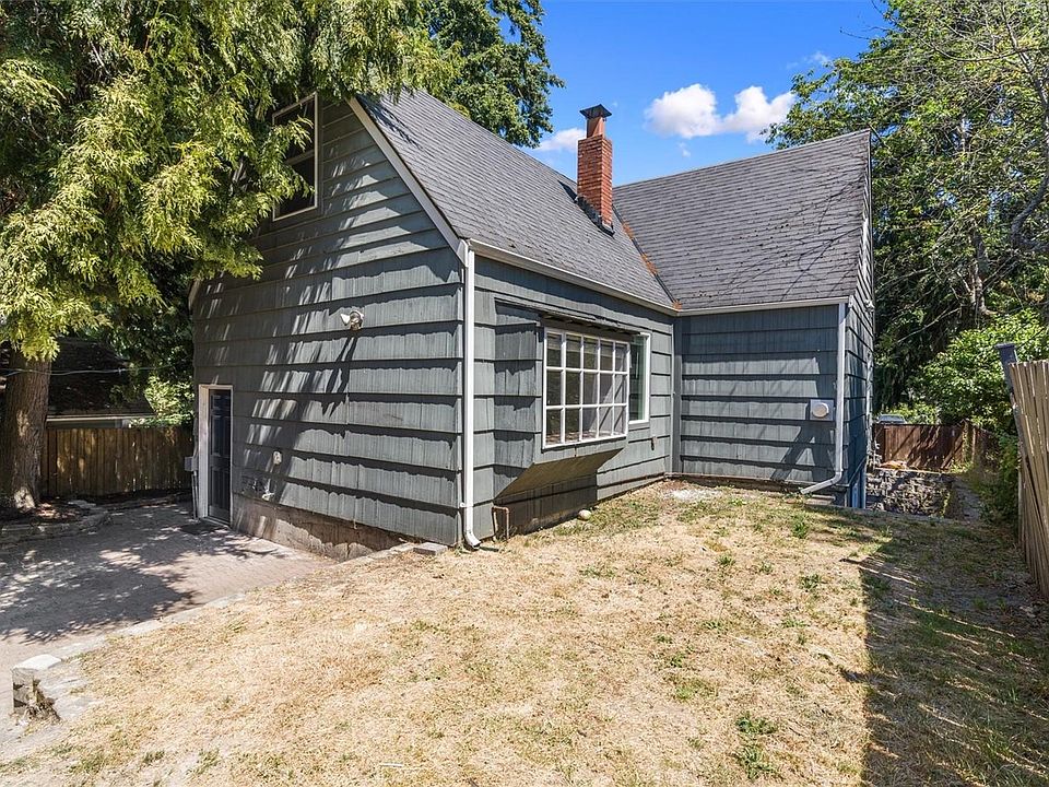 1st image of 10309 Stone Ave N #B