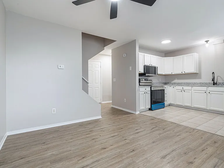 Rosehill Townhomes — Photo 1