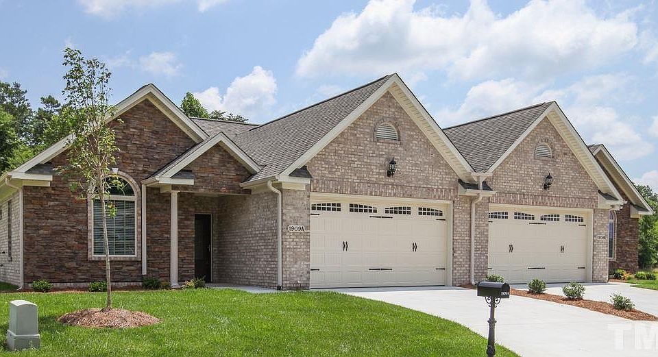 1st image of 1926A Whisper Lake Dr