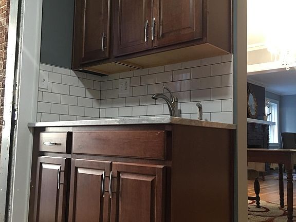 5th image of 2672 N Moreland Blvd APT 2