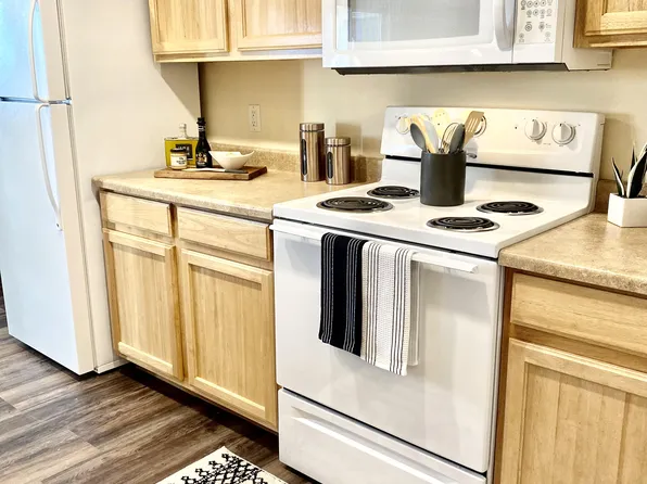 Deer Creek, 1610 S Deer Heights Rd #E34, Spokane, WA 99224