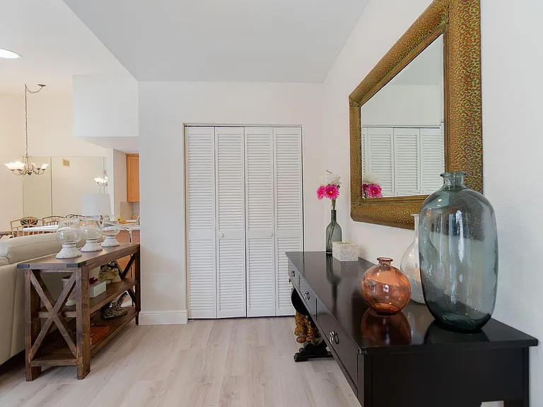 1073 Goldenrod Rd — Photo 10