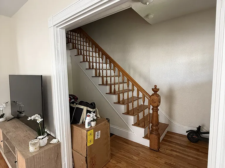 36-38 Marble St #36 — Photo 11