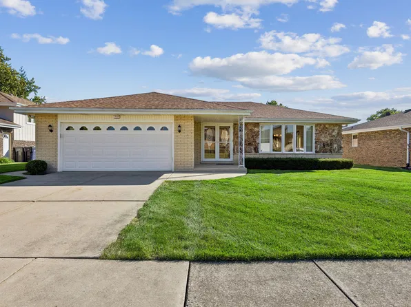 7809 Palm Dr, Orland Park, IL 60462