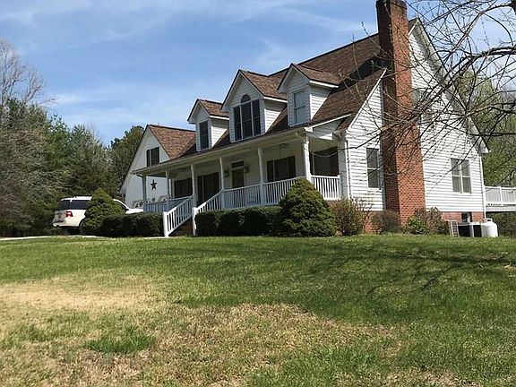 2nd image of 3336 Countryside Dr
