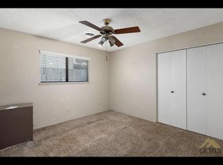 6405 Brooklawn Way, Bakersfield, CA 93309