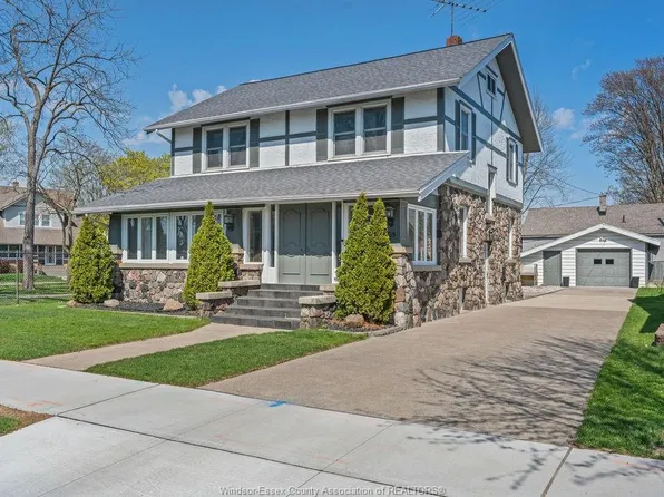 28 Albert St, Leamington, ON N8H 3J8