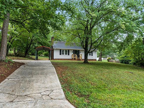 2nd image of 1500 Pebblebrook Rd