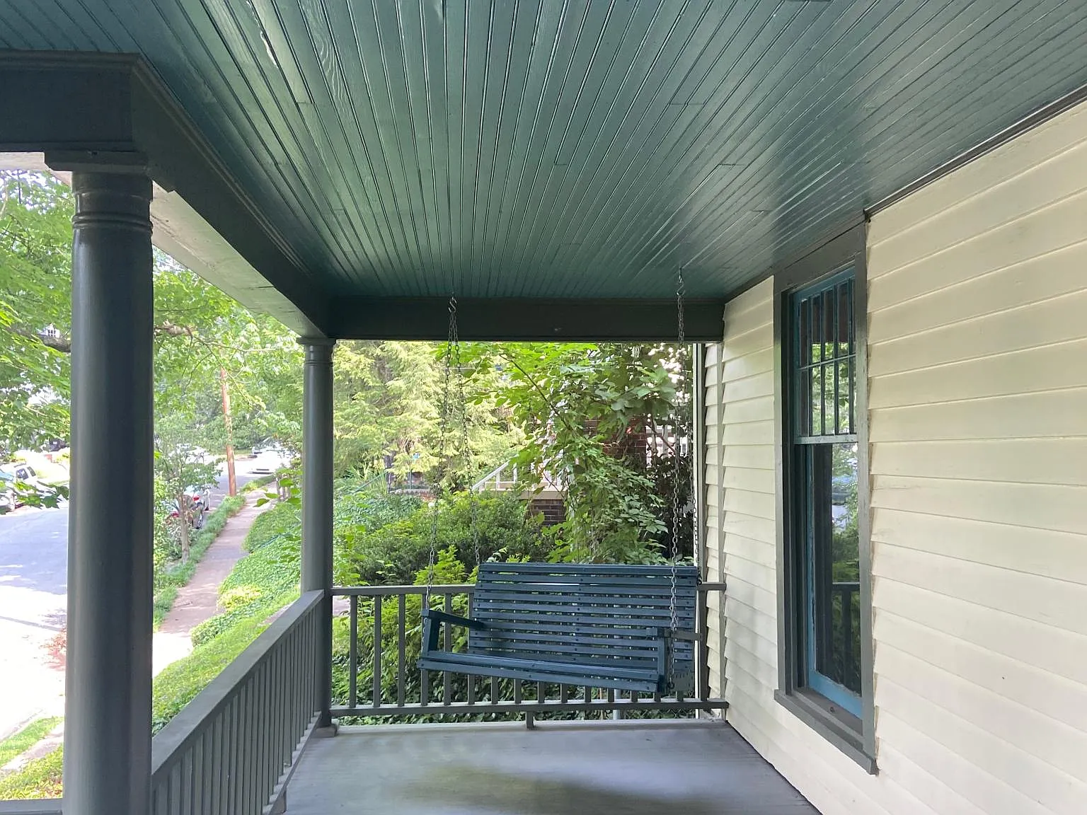 1036 W End Blvd — Photo 3