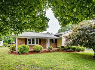 1267 Ingram Dr, Asheboro, NC 27203