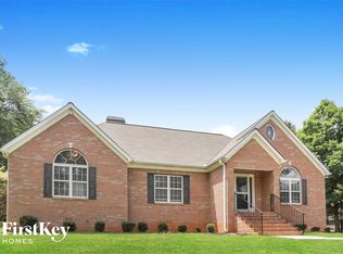 7396 Mason Falls Dr, Winston, GA 30187