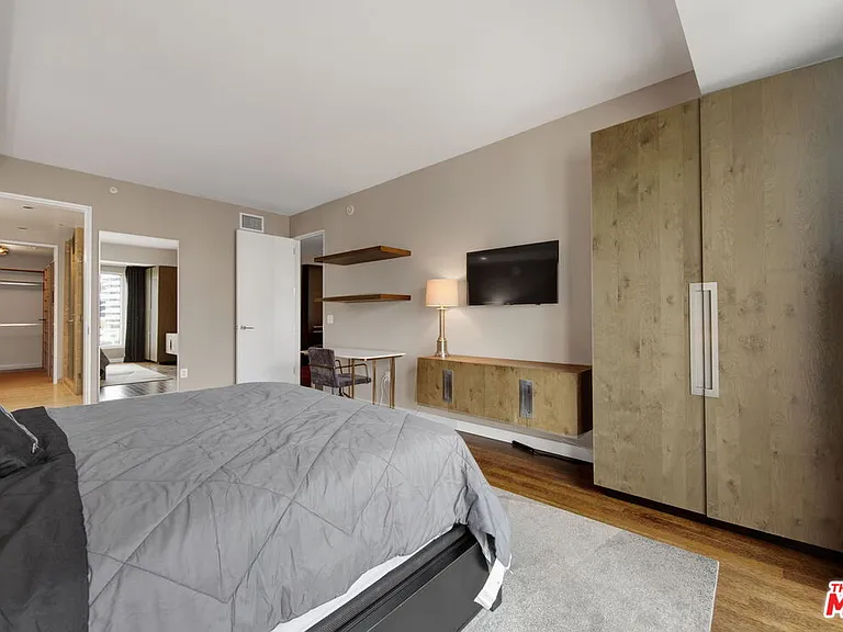 6250 Hollywood Blvd #6F — Photo 30