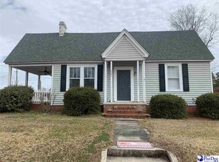 204 S Walnut St, Pamplico, SC 29583