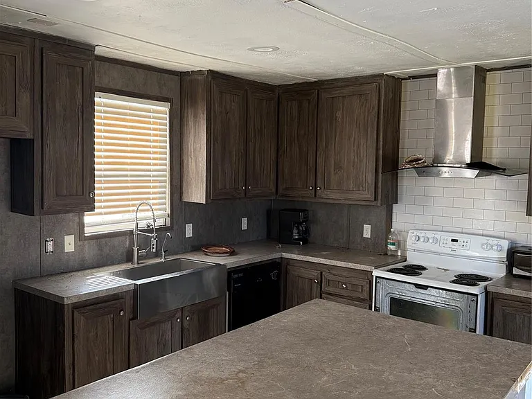 239 Road 5027 — Photo 11