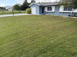 371 SW Lakehurst Dr, Port Saint Lucie, FL 34983