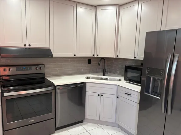 5812 NW 16 Street #29, Lauderhill, FL 33313