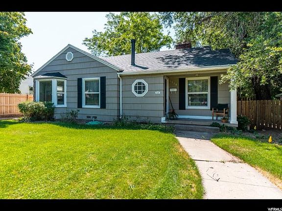 3rd image of 1778 E Sunnyside Ave #6