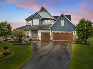 710 Crest Curv, Hudson, WI 54016