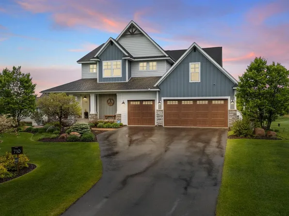 710 Crest Curv, Hudson, WI 54016