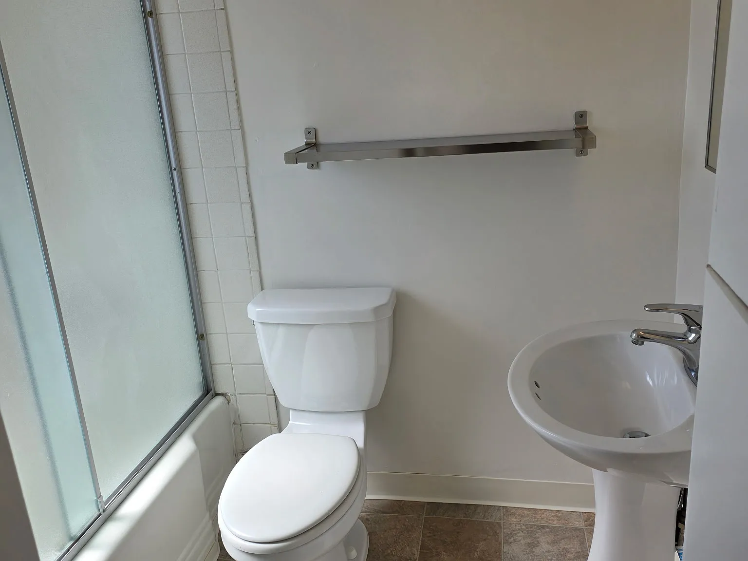 1 bed, $1,800 — Photo 4