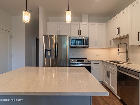 5th image of 6206 S Saint Lawrence Ave