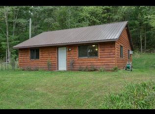 W13407 Green Acres Rd, Hixton, WI 54635
