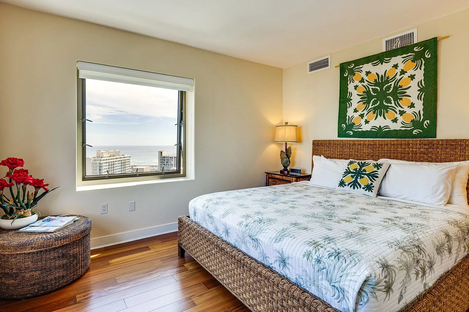 2 bed, 2.0 bath, 2195 sqft, $16,515 — Photo 3