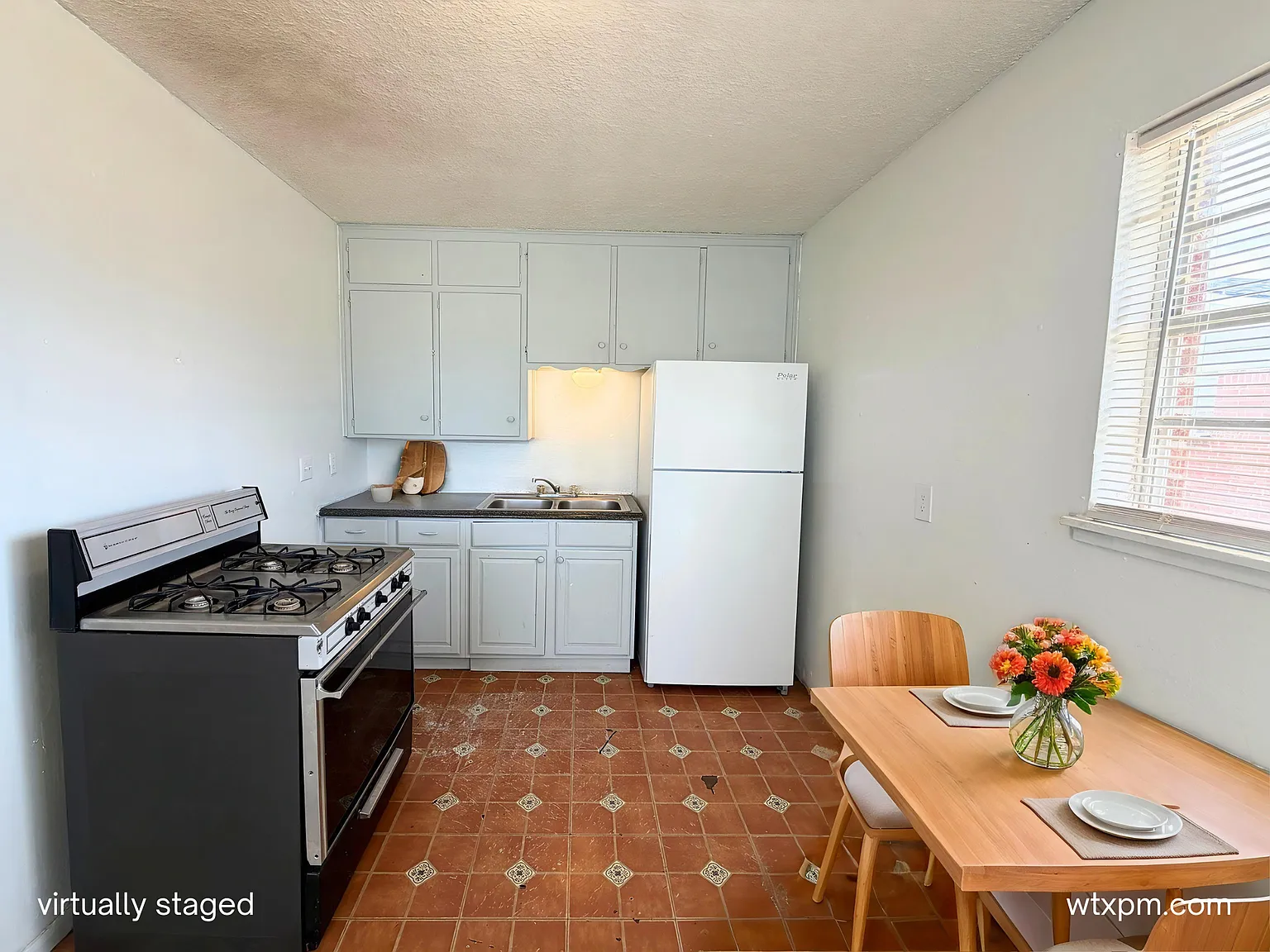 2 bed, 682 sqft, $700 — Photo 3