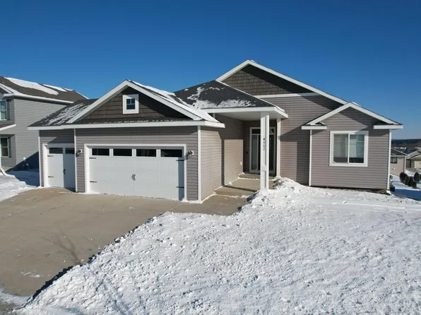 4902 King Arthur Dr NW, Rochester, MN 55901