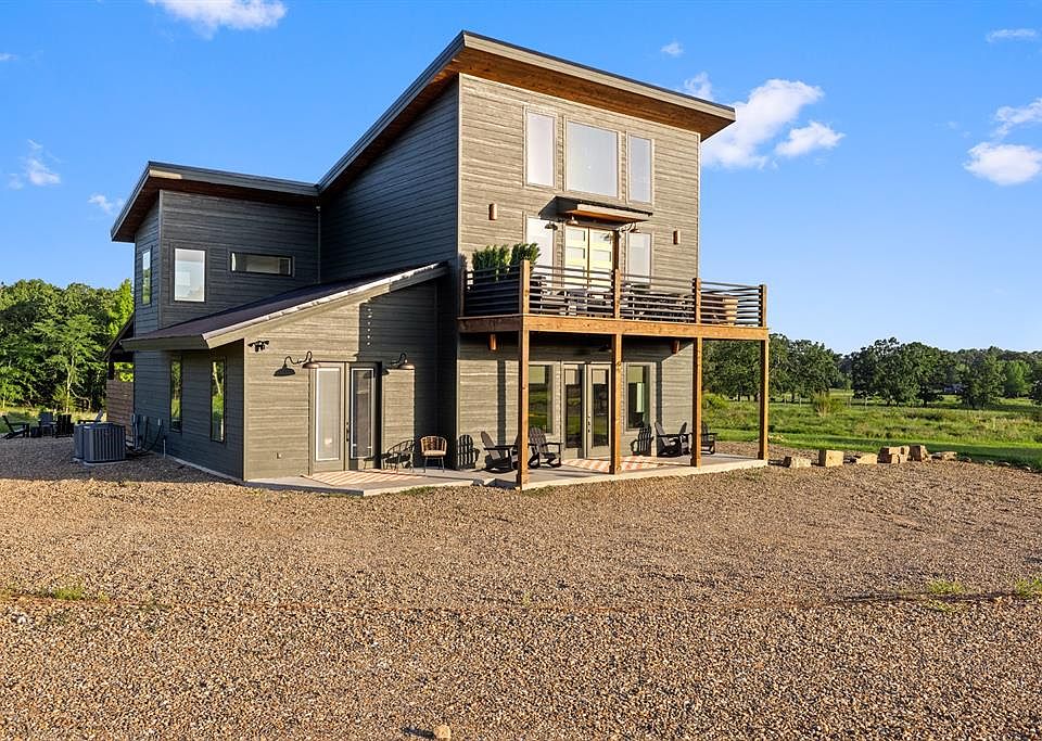 1st image of 99 Hickory Springs Trl